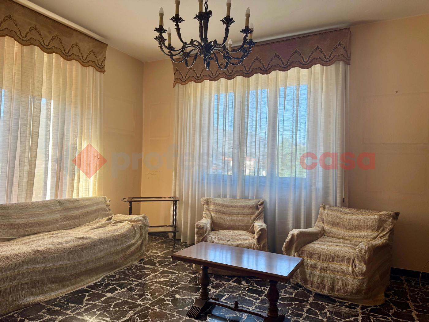 Quadrilocale con box a Coreglia Antelminelli