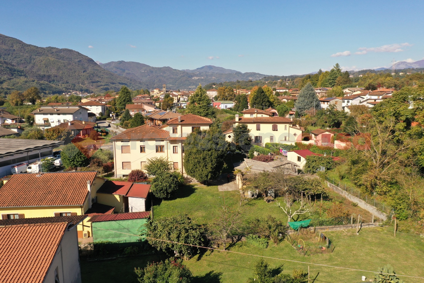 Appartamento con giardino a Coreglia Antelminelli