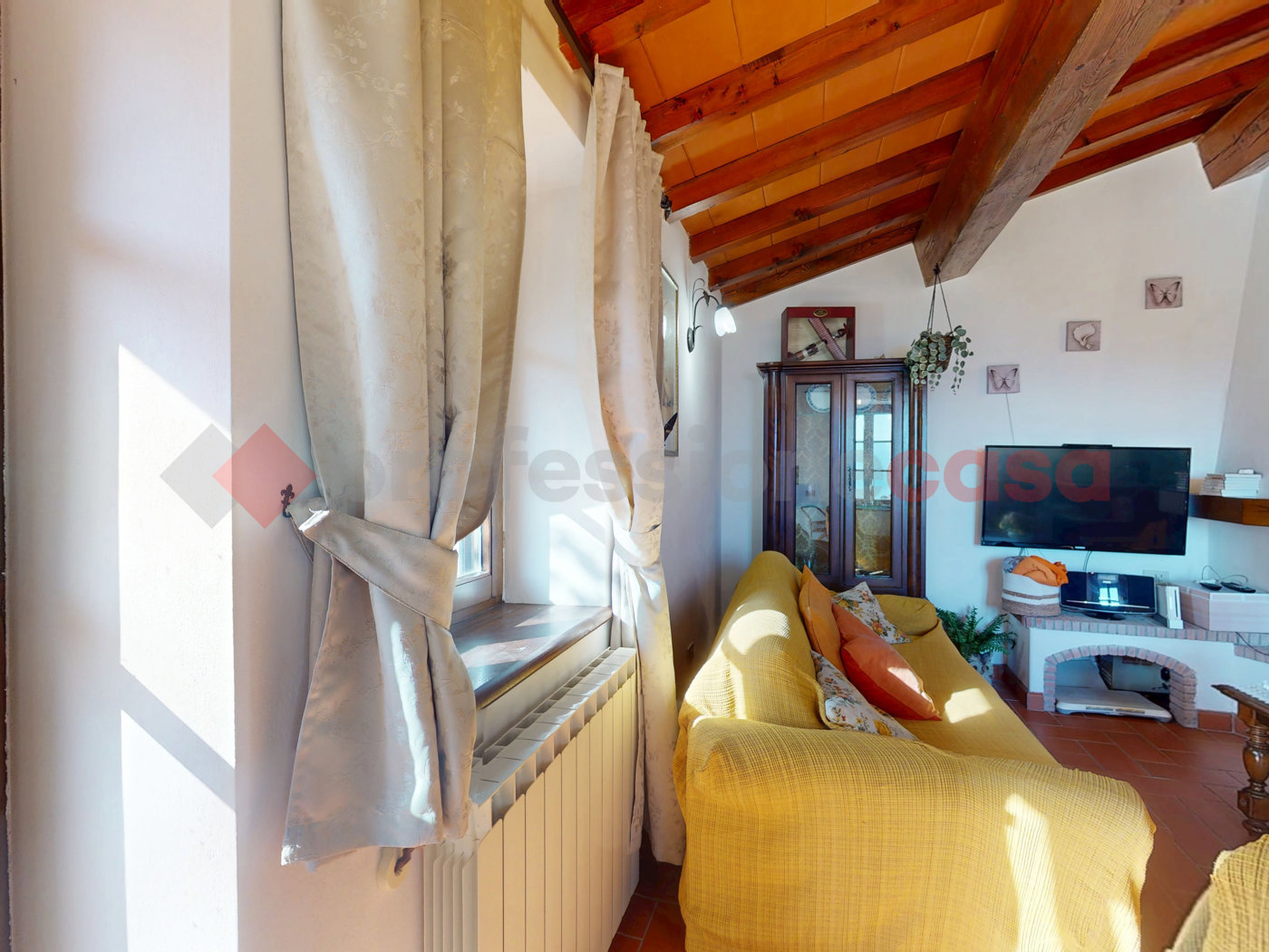 Casa indipendente in vendita a Gallicano