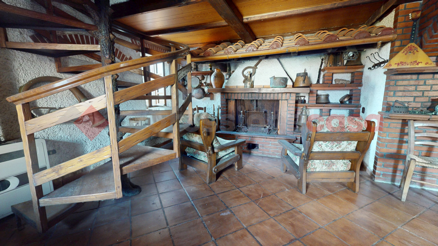 Rustico in vendita a Borgo a Mozzano