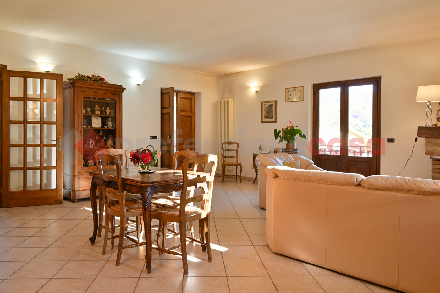 Villa in vendita a Piazza al Serchio