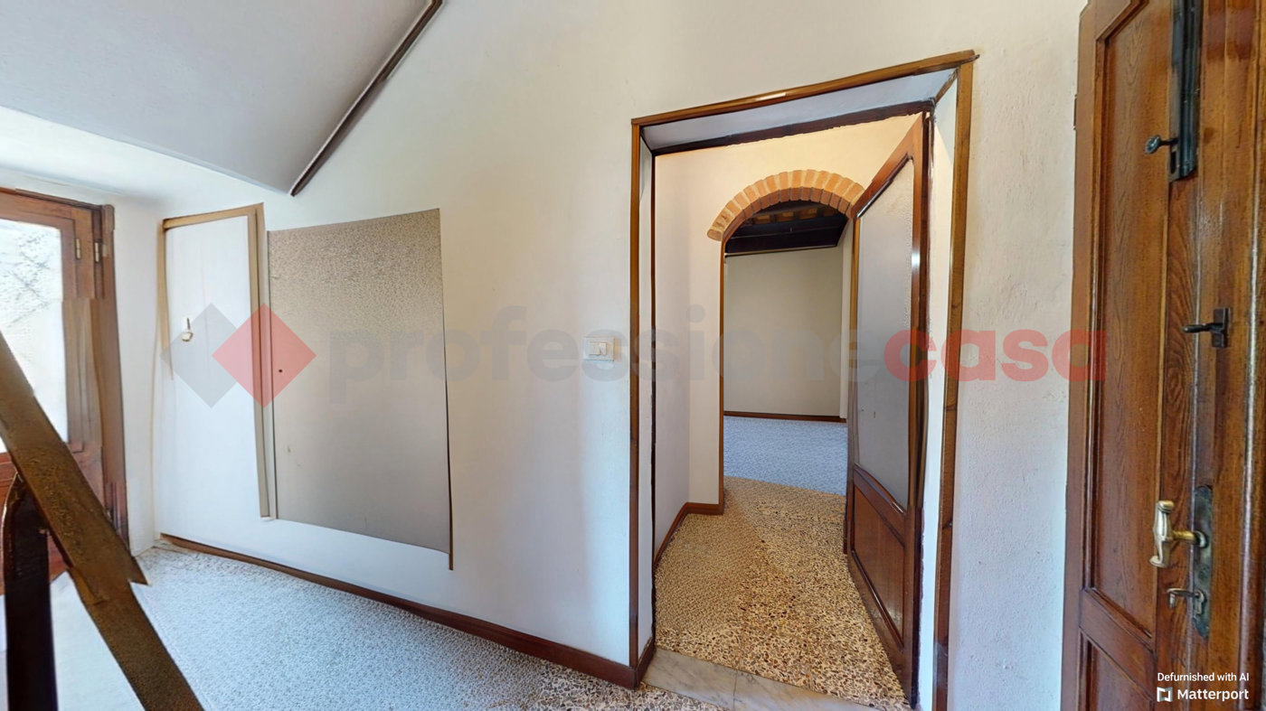 Casa indipendente con giardino a Barga