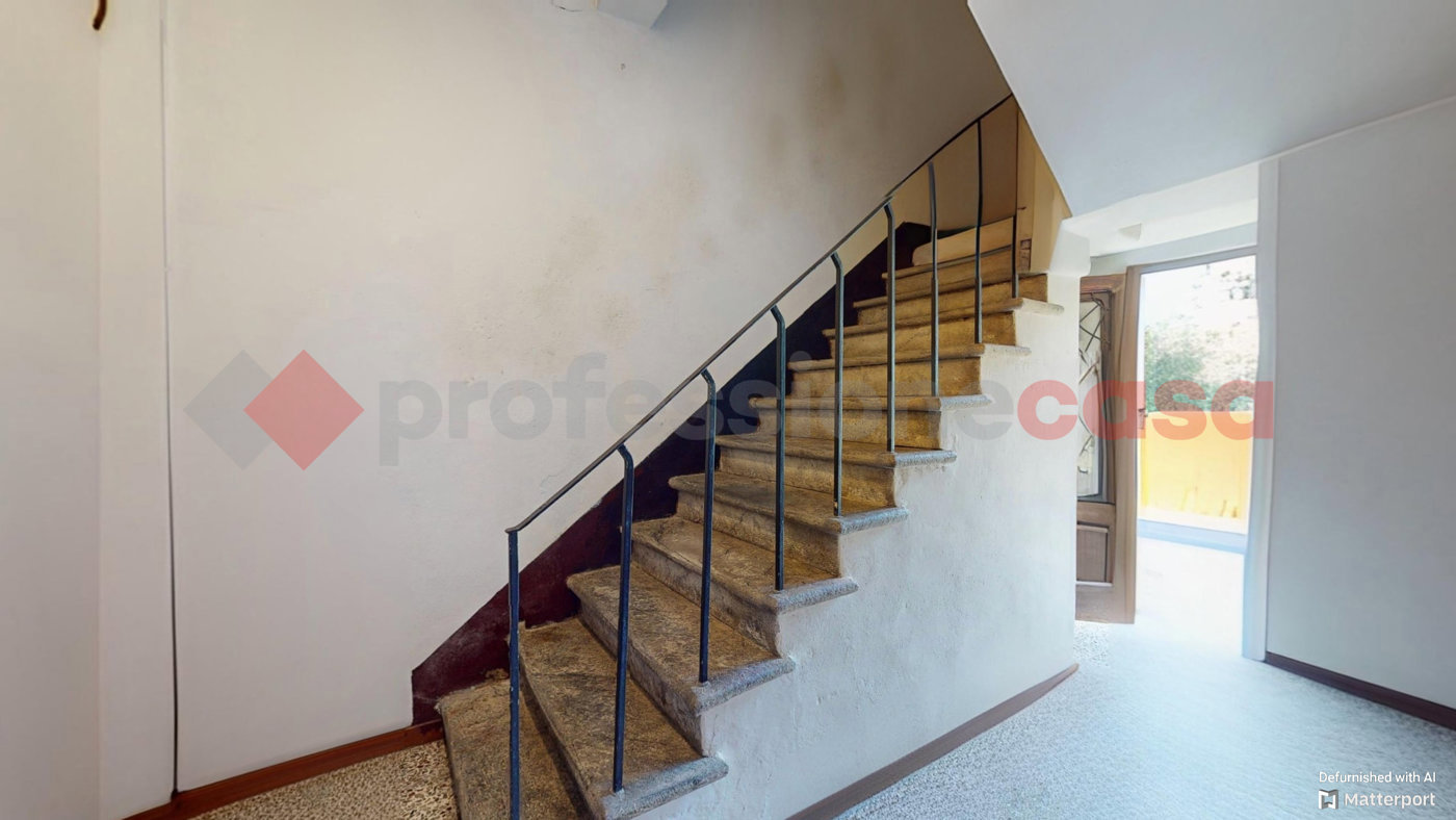 Casa indipendente con giardino a Barga