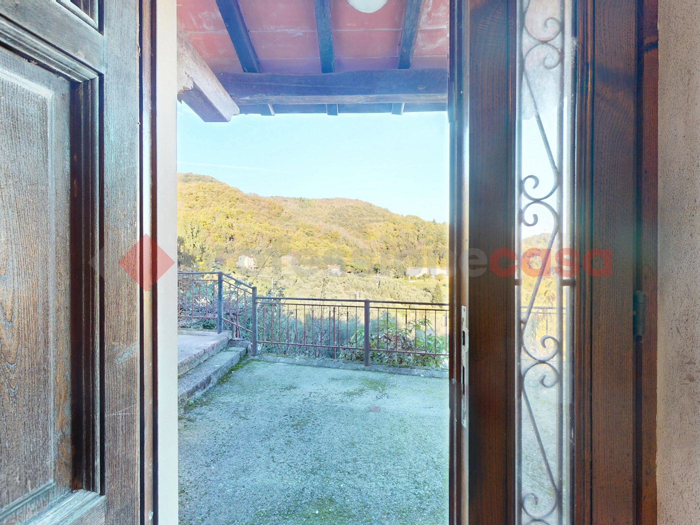 Casa indipendente con giardino a Camaiore