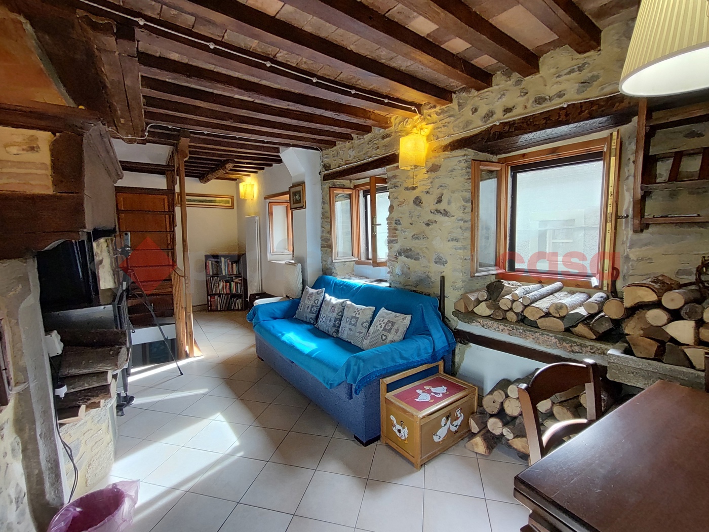 Casa indipendente in vendita a Villa Collemandina