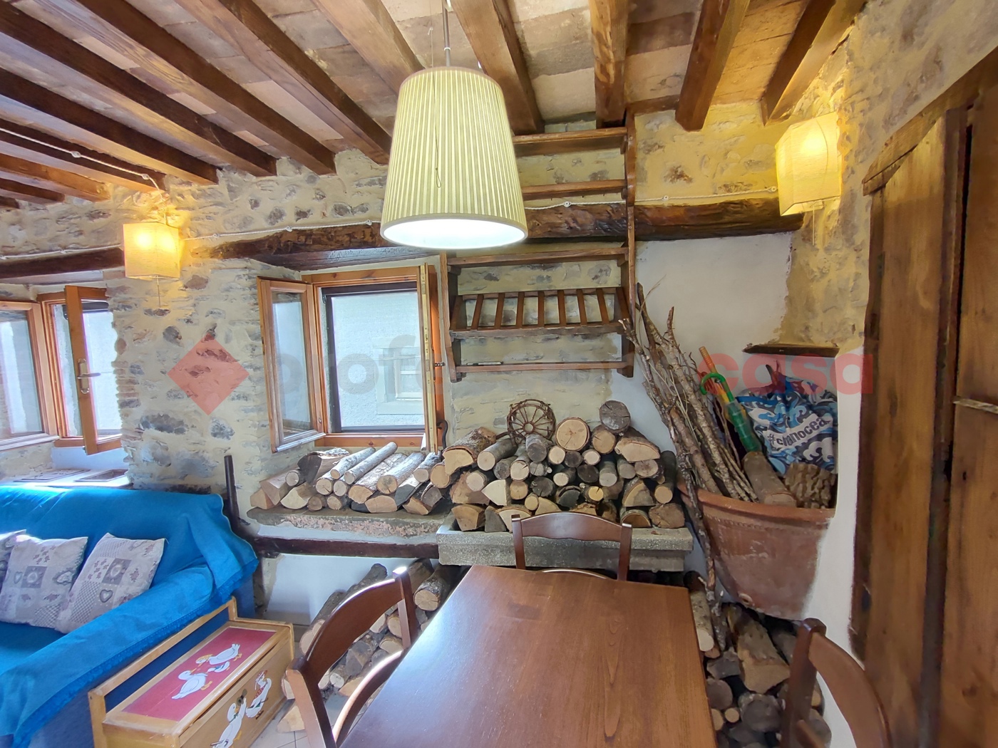 Casa indipendente in vendita a Villa Collemandina