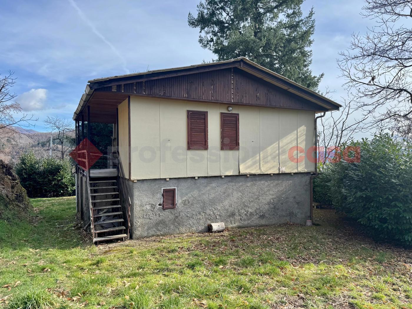 Rustico con giardino a Coreglia Antelminelli