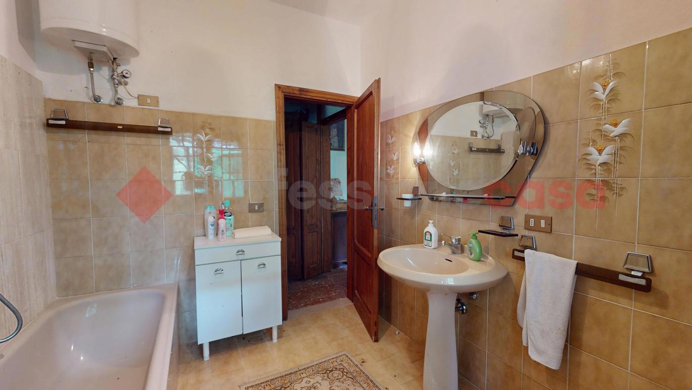 Quadrilocale in vendita a Camaiore