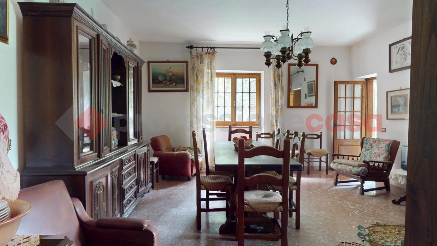 Quadrilocale in vendita a Camaiore