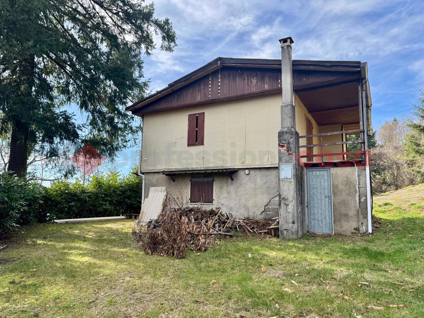 Rustico con giardino a Coreglia Antelminelli