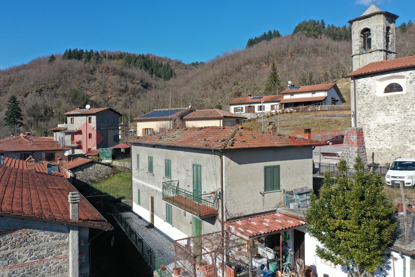Casa indipendente in vendita a Piazza al Serchio