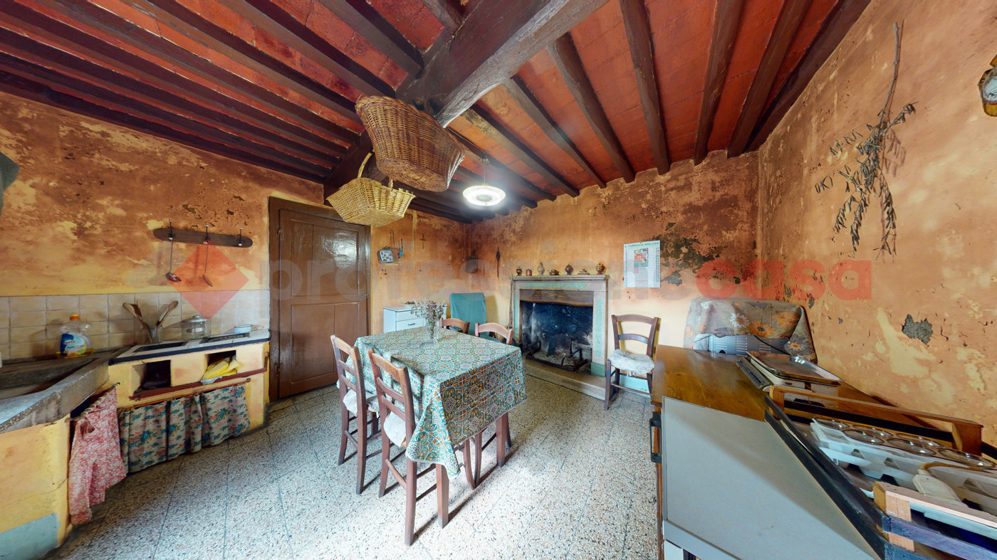 Casa indipendente con giardino a Borgo a Mozzano