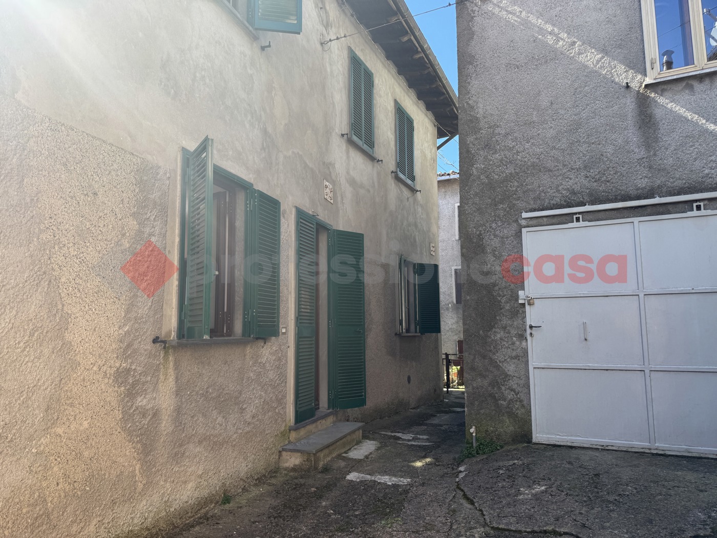 Casa indipendente con giardino a Camporgiano