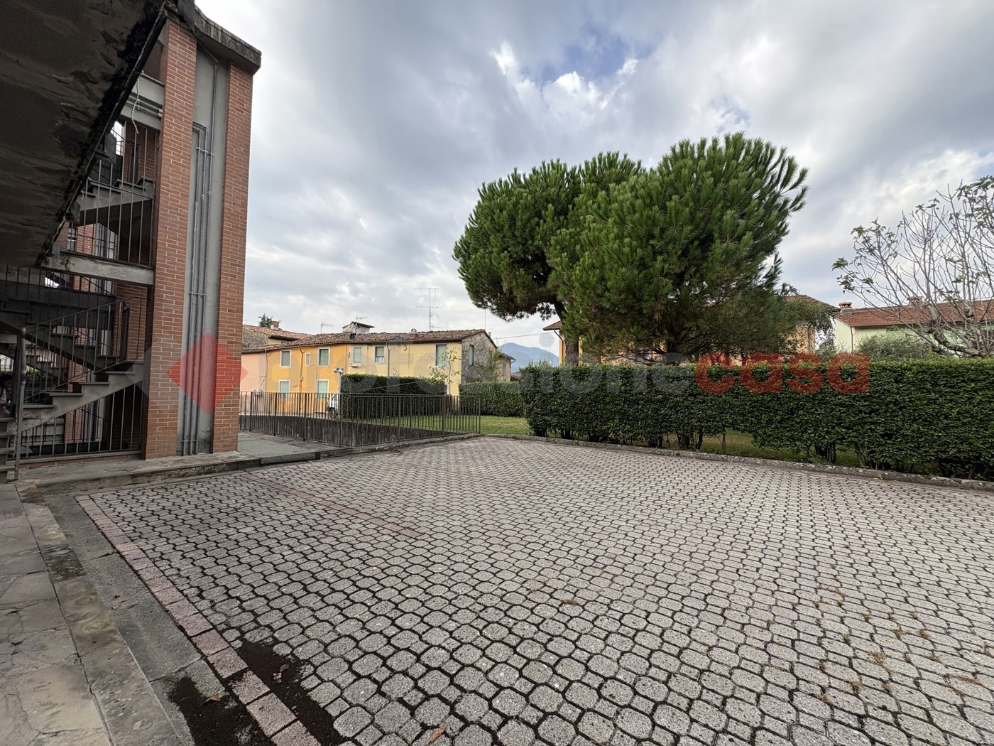 Bilocale arredato in affitto a Barga