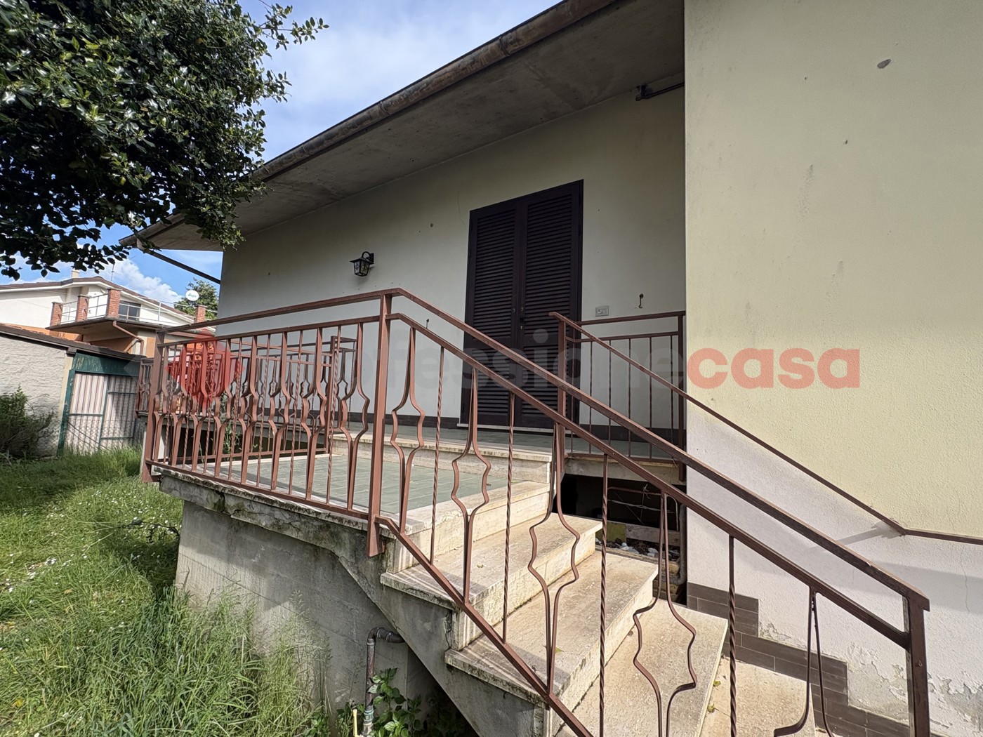 Villa con giardino a Barga