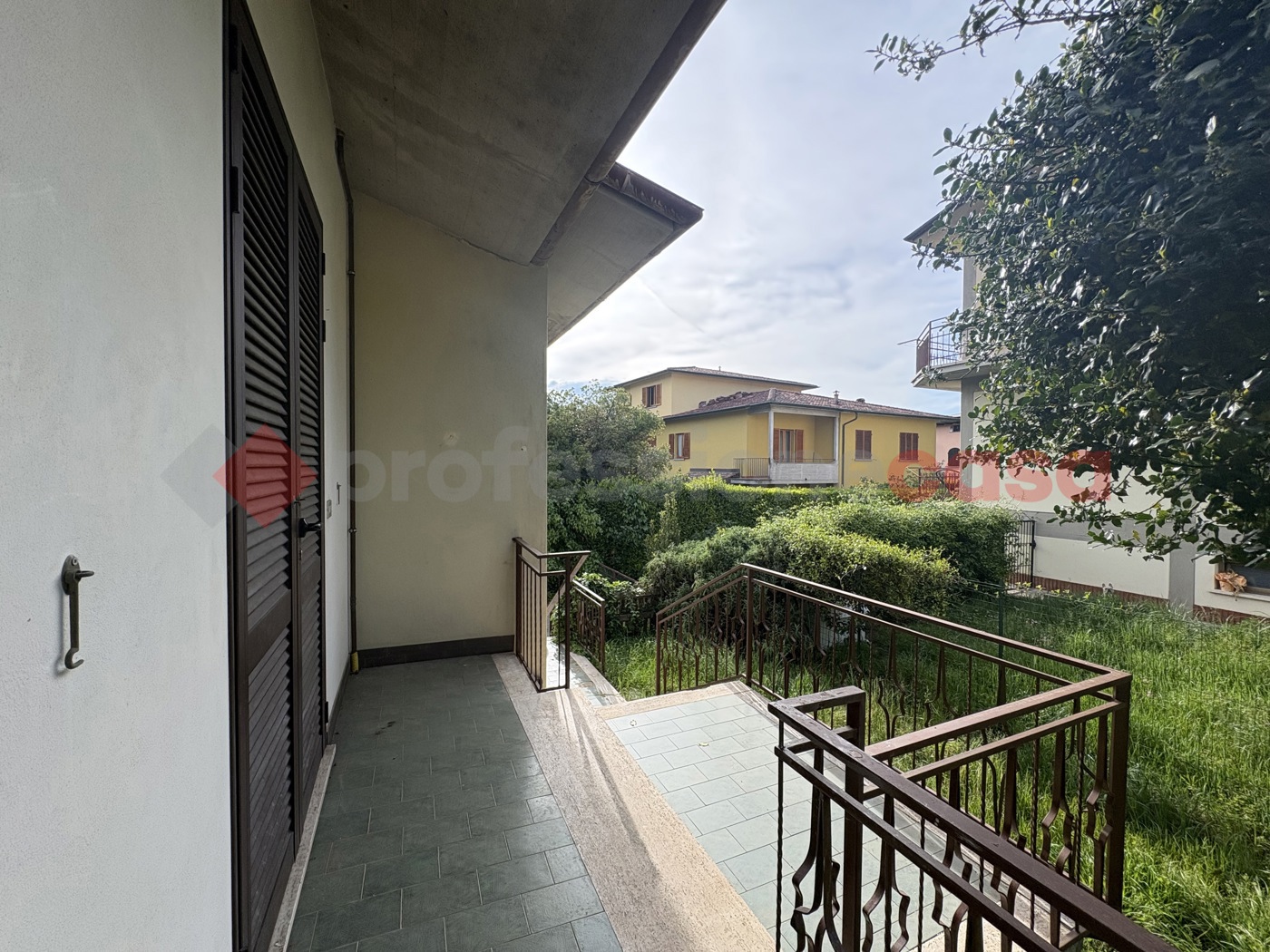 Villa con giardino a Barga