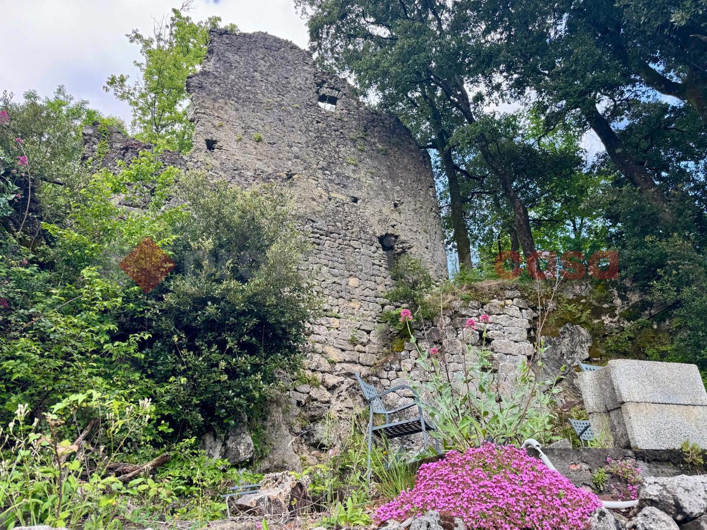 Stabile/Palazzo in vendita a Bagni di Lucca