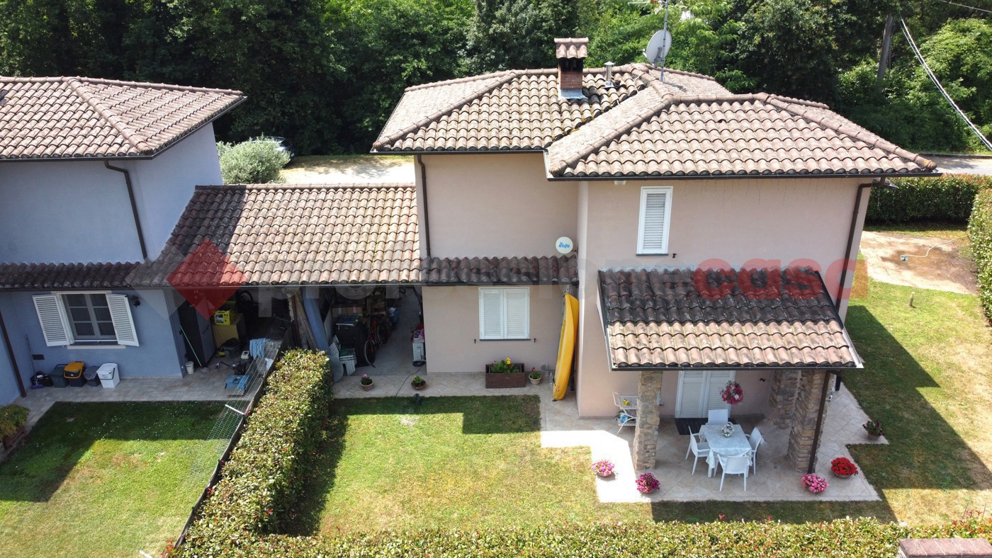 Villa Bifamiliare in vendita a Coreglia Antelminelli