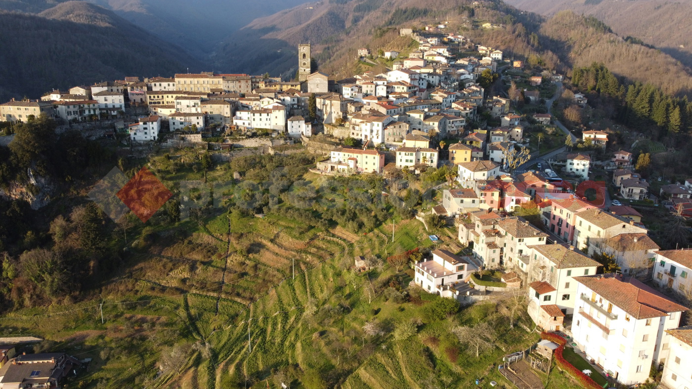 Casa indipendente in vendita a Coreglia Antelminelli