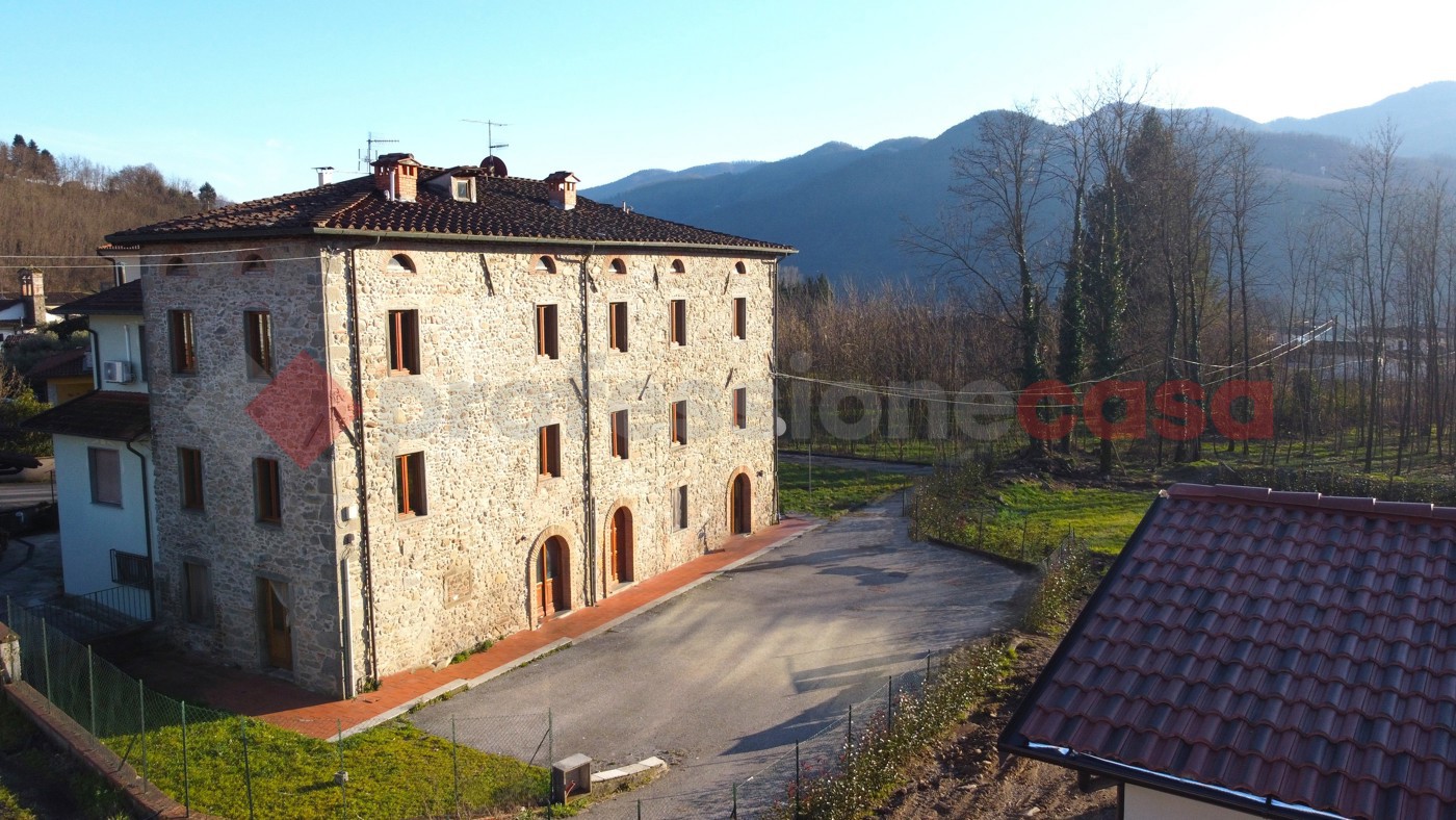 Quadrilocale con box doppio a Coreglia Antelminelli