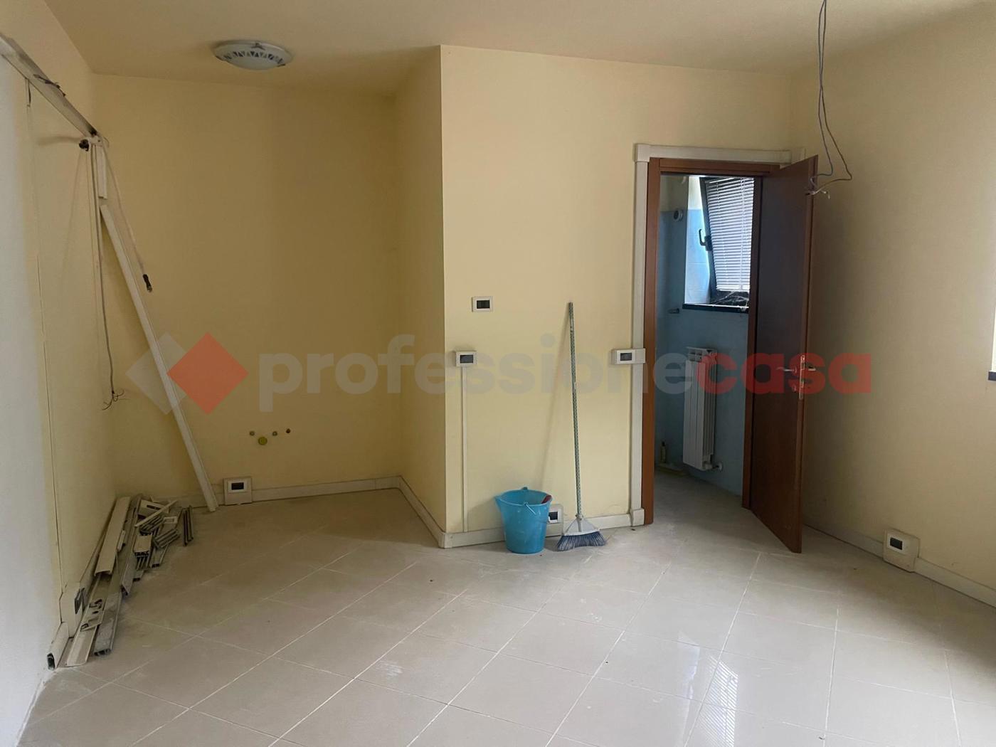 Ufficio in vendita a Castelnuovo di Garfagnana