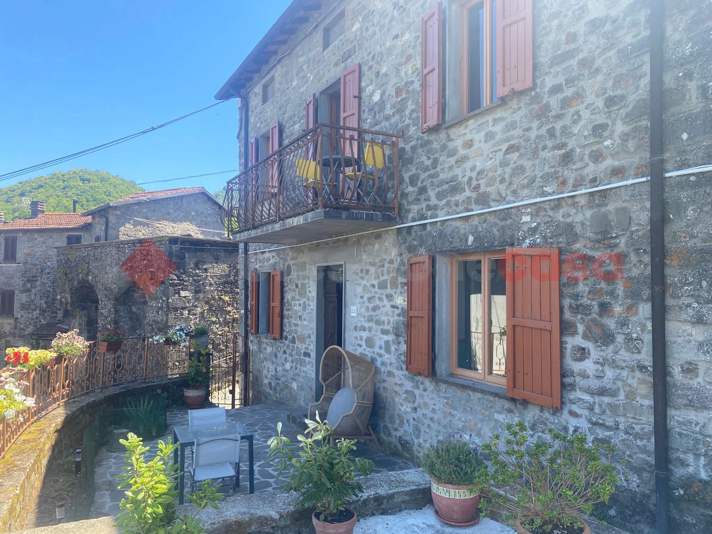 Casa indipendente in vendita a Piazza al Serchio