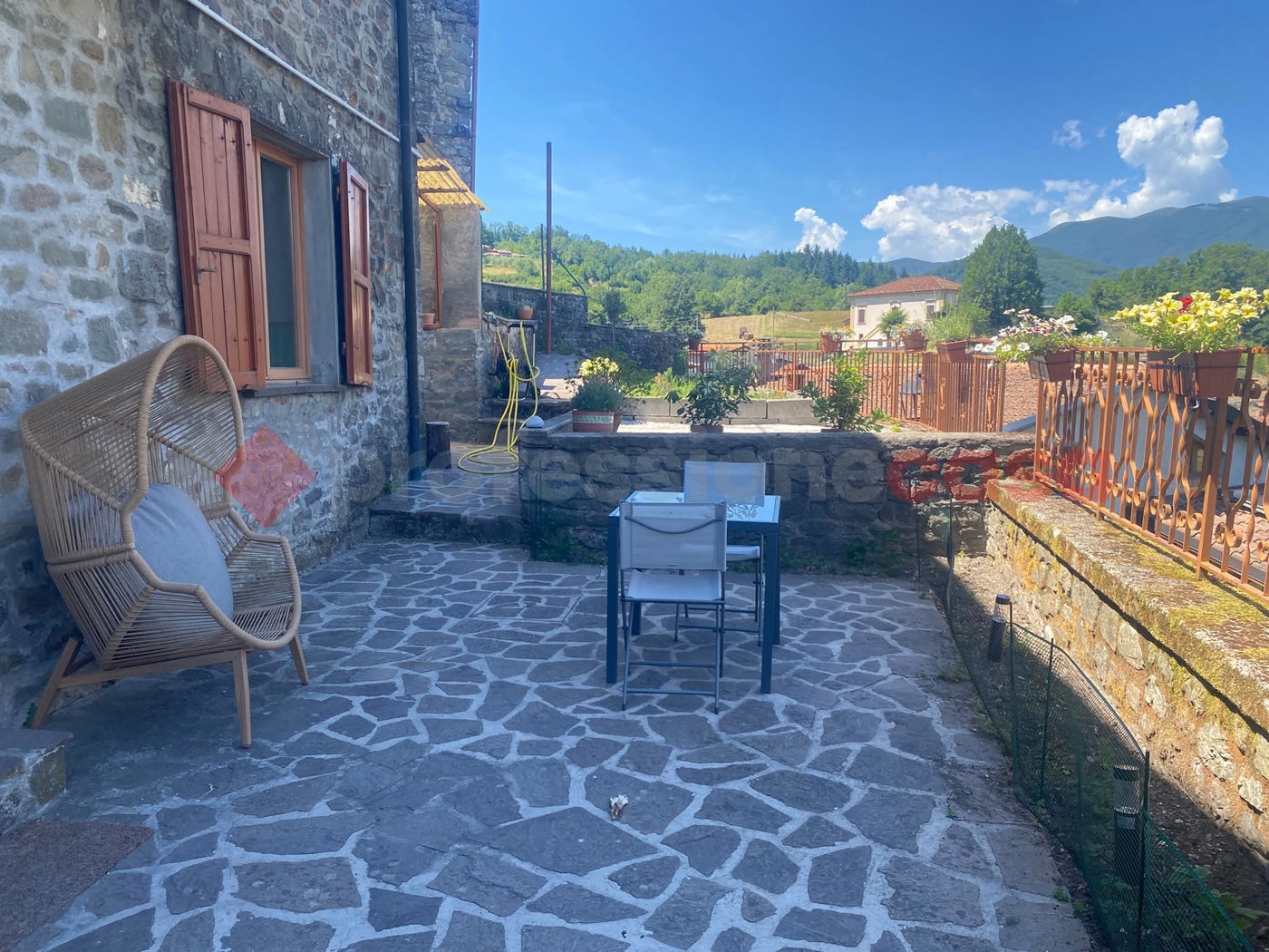 Casa indipendente in vendita a Piazza al Serchio