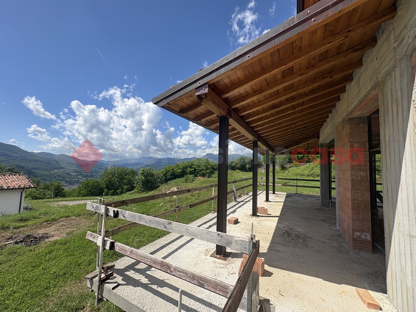 Villa con giardino a Castelnuovo di Garfagnana