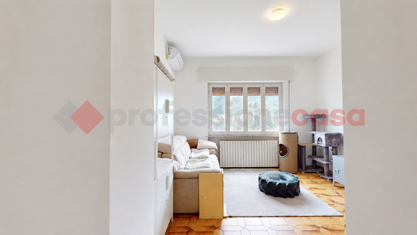 Casa indipendente con giardino a Barga