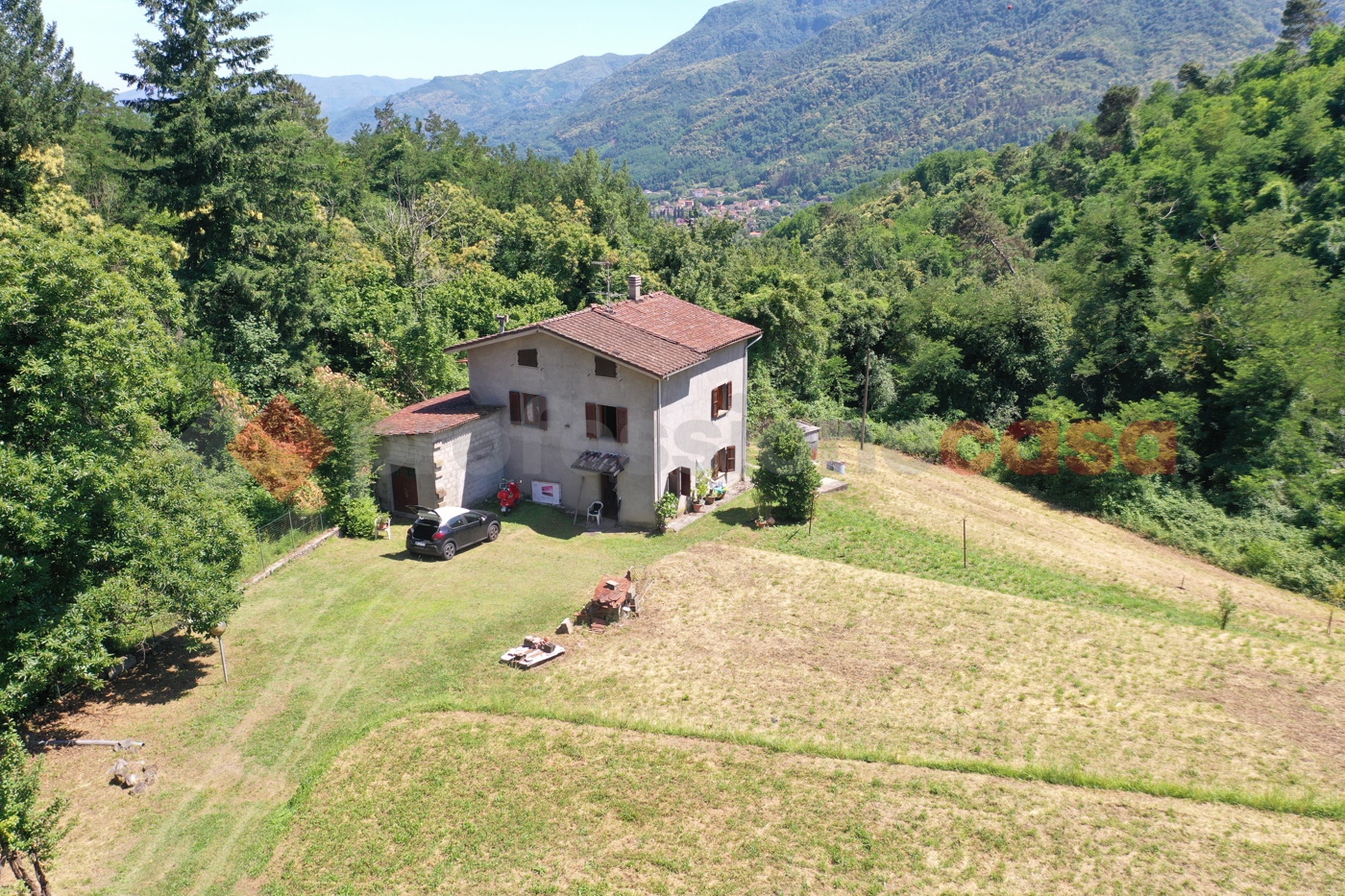 Casa indipendente in vendita a Gallicano