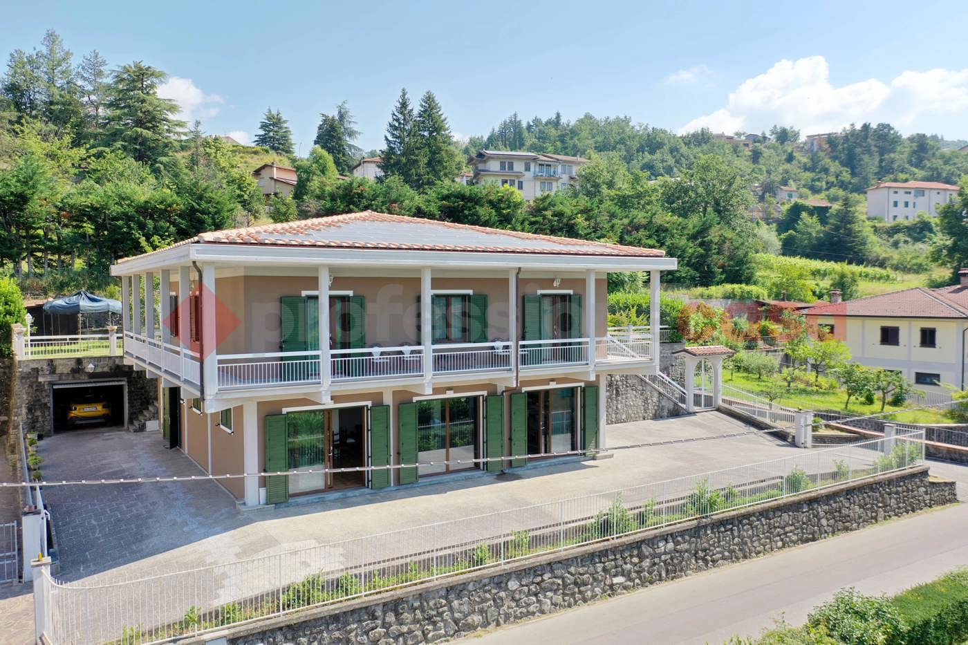 Casa indipendente in vendita a Piazza al Serchio