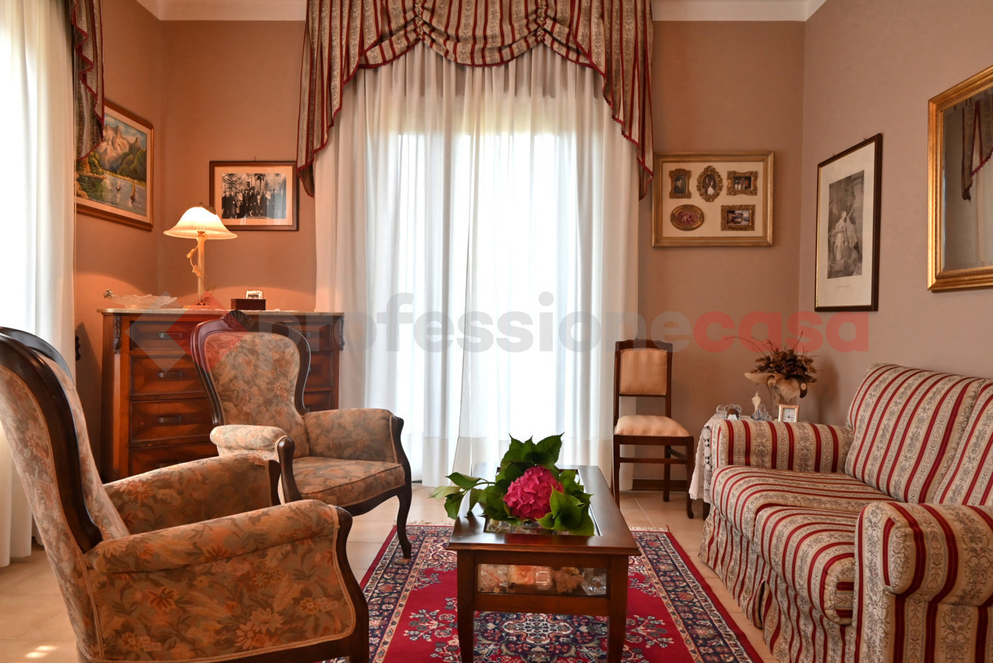 Casa indipendente in vendita a Piazza al Serchio