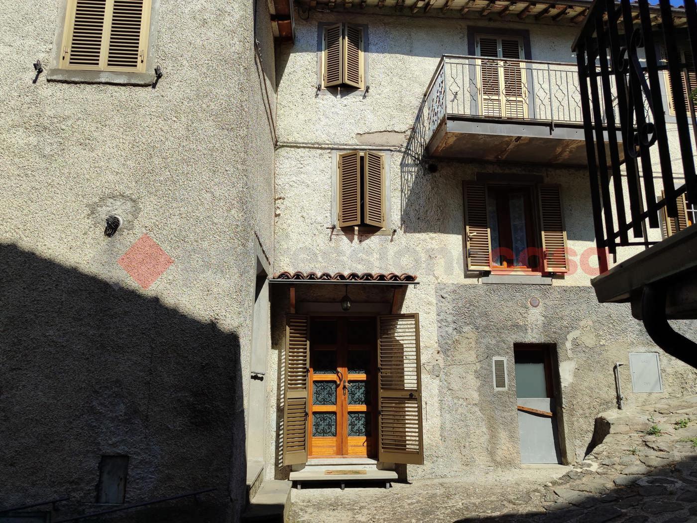 Quadrilocale in vendita a Villa Collemandina