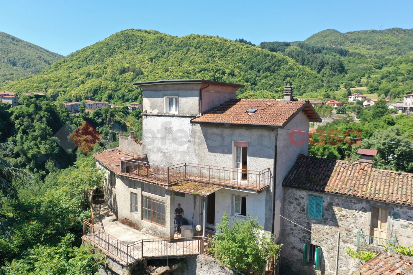 Casa indipendente in vendita a Camporgiano