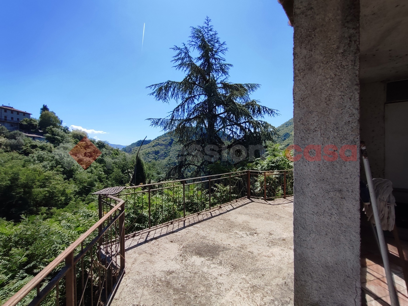 Casa indipendente in vendita a Camporgiano