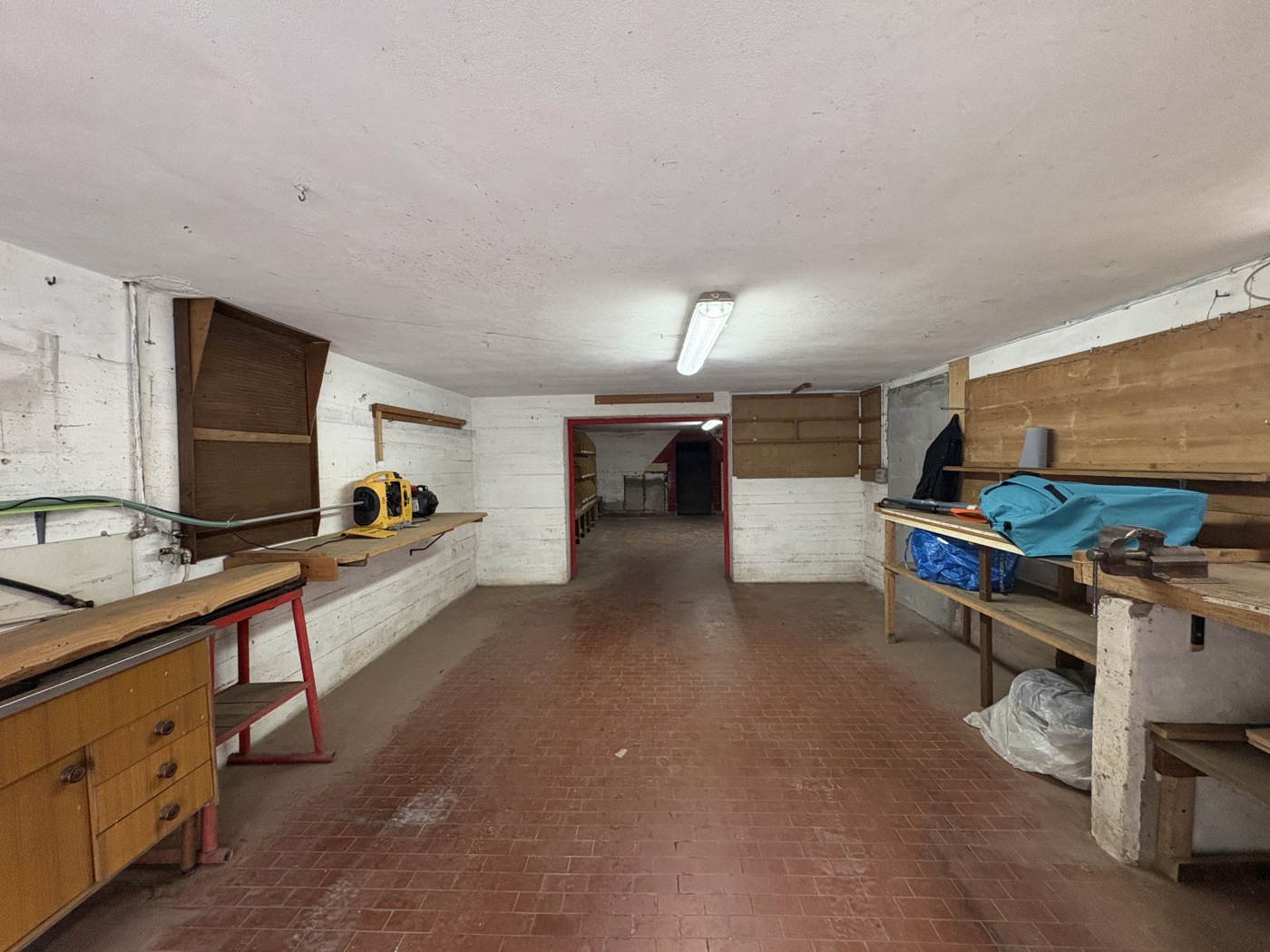 Box/Garage 40mq in affitto a Barga