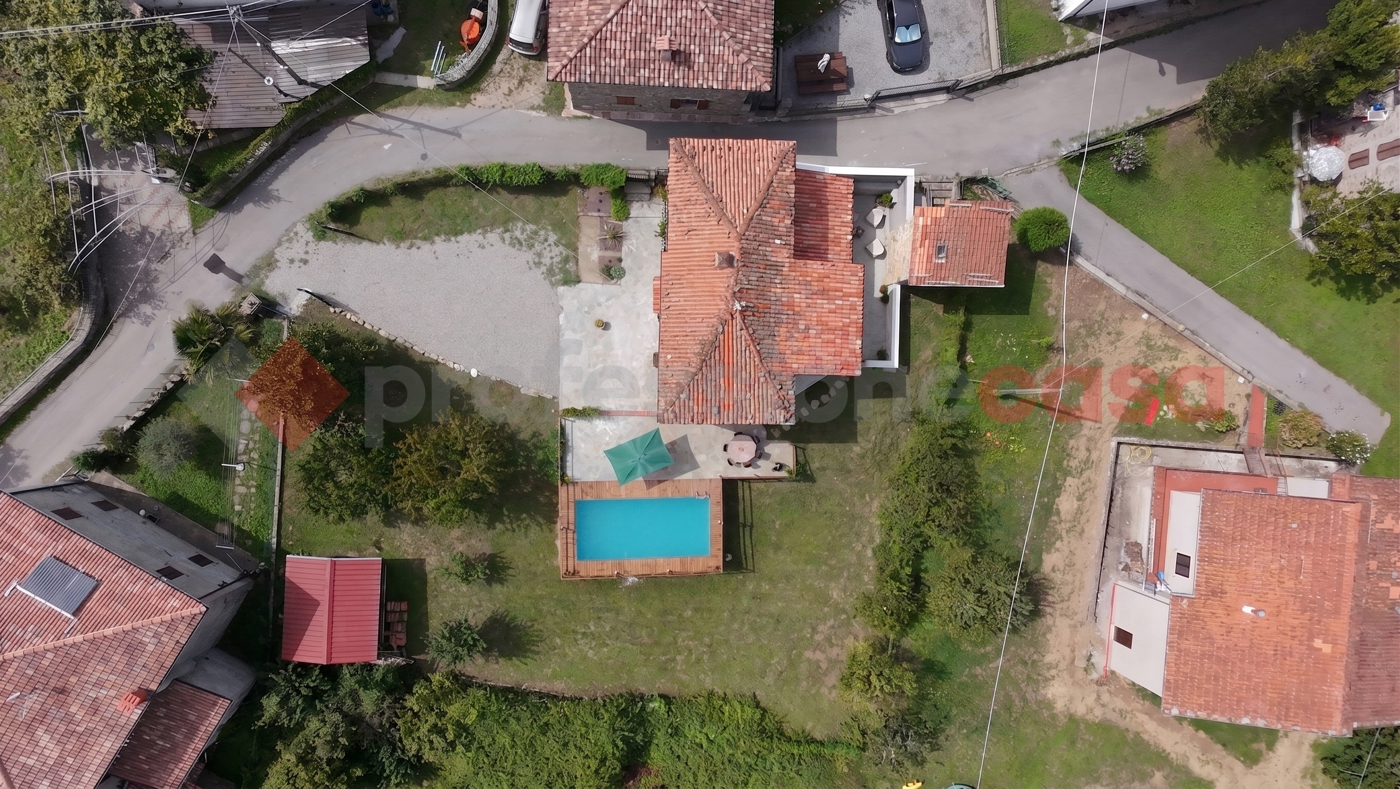 Villa in vendita a Villa Collemandina