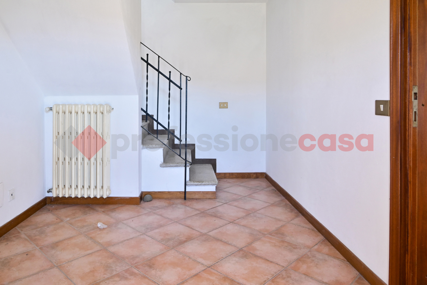 Villa con giardino a Molazzana
