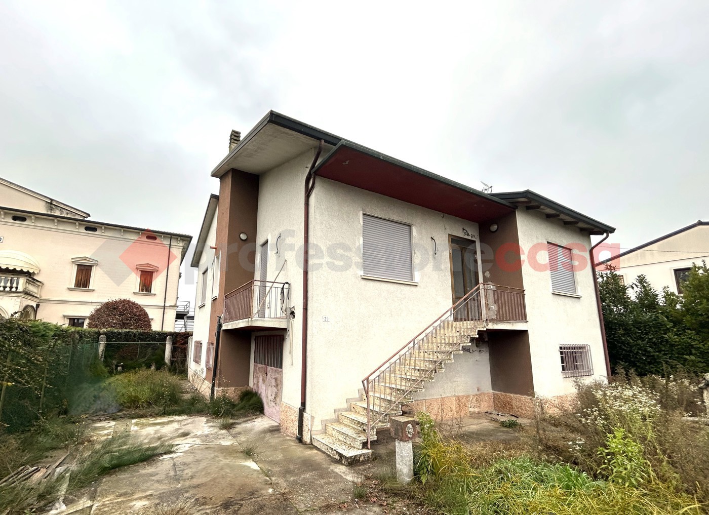 Casa indipendente con giardino a Boschi Sant'Anna