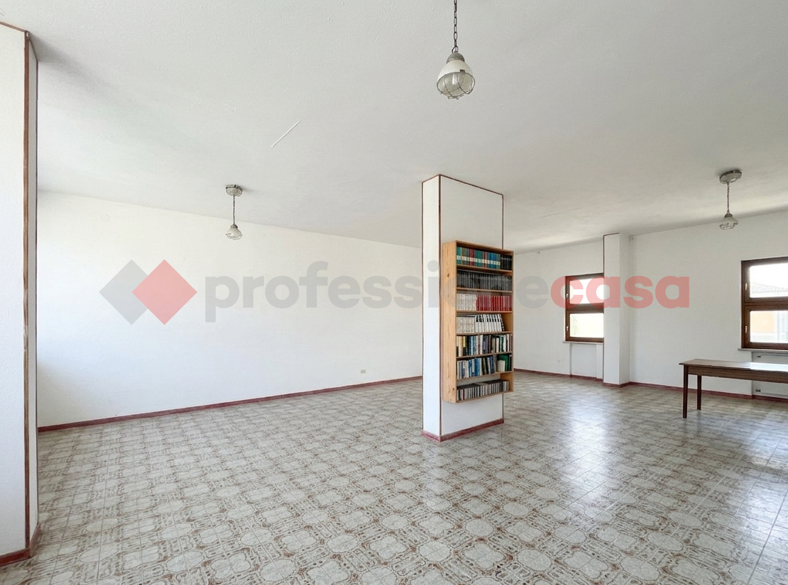 Negozio in vendita a Albaredo d'Adige