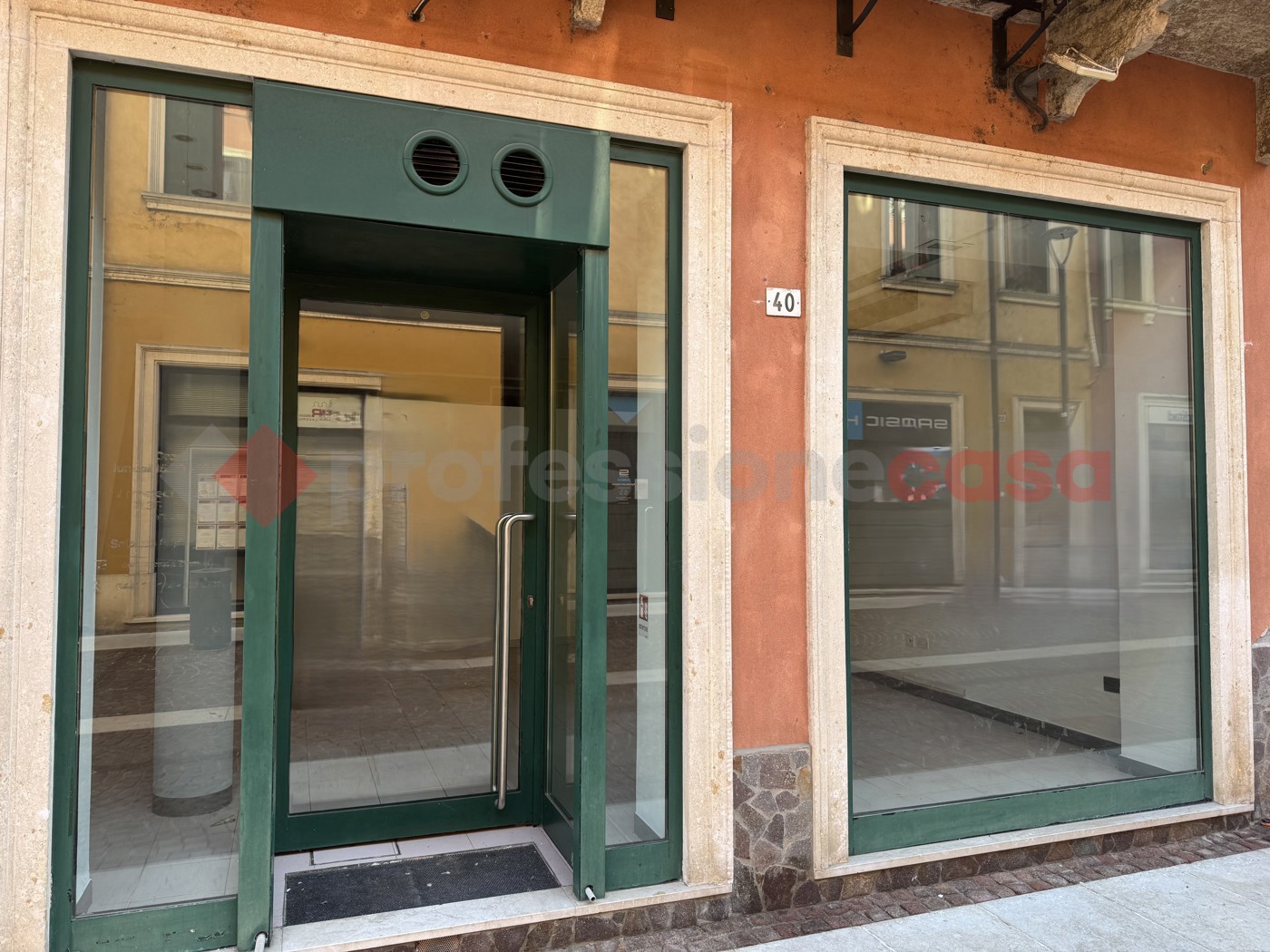 Negozio in vendita a Legnago