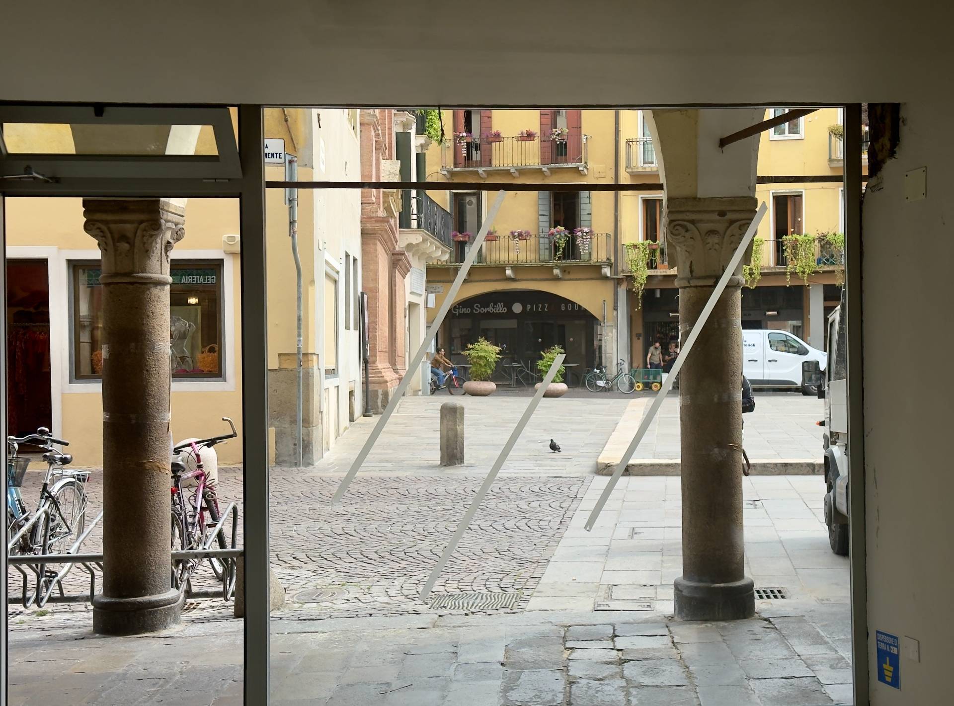 Negozio in affitto a Padova, PIAZZE