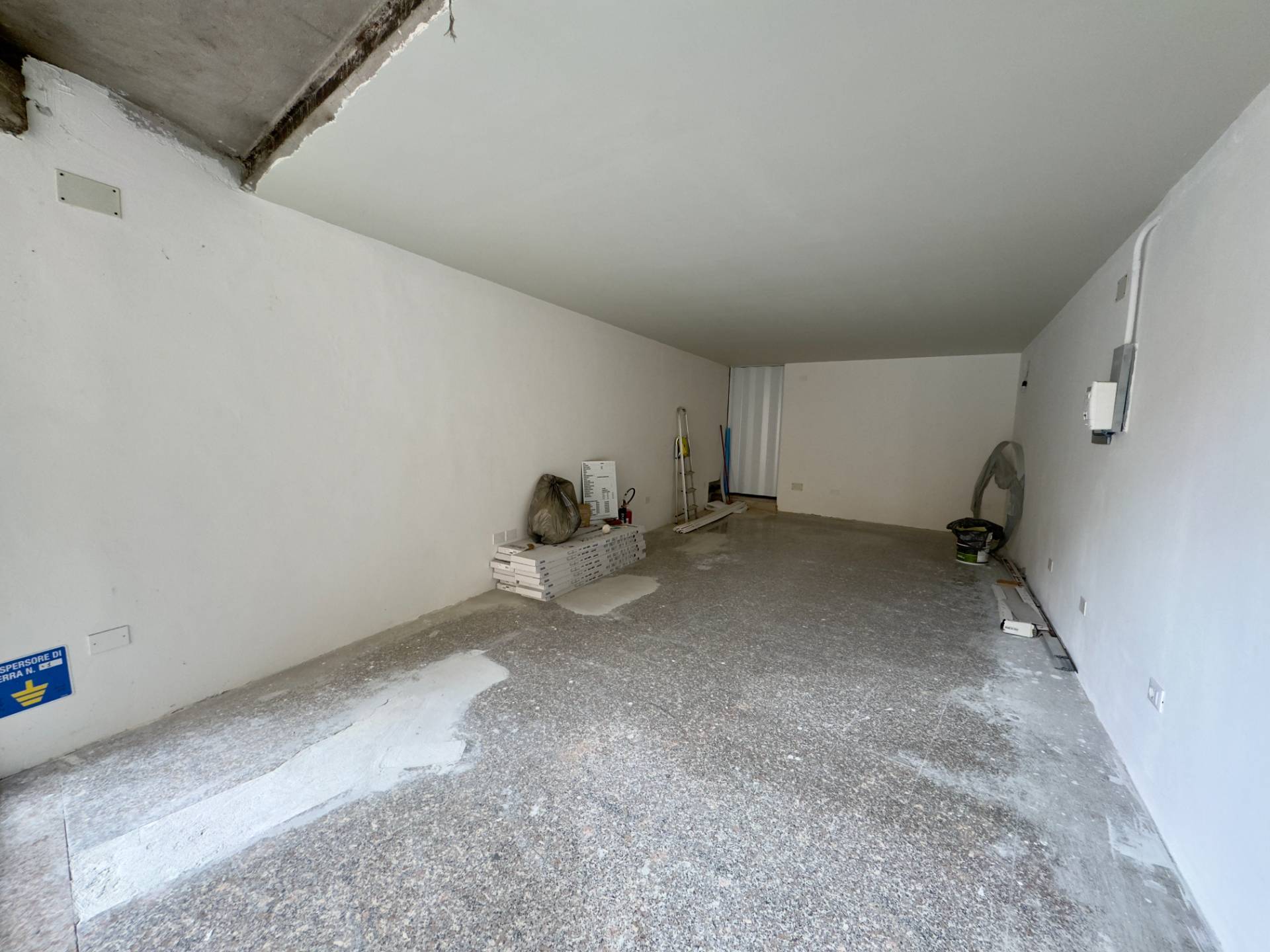 Negozio in affitto a Padova, PIAZZE