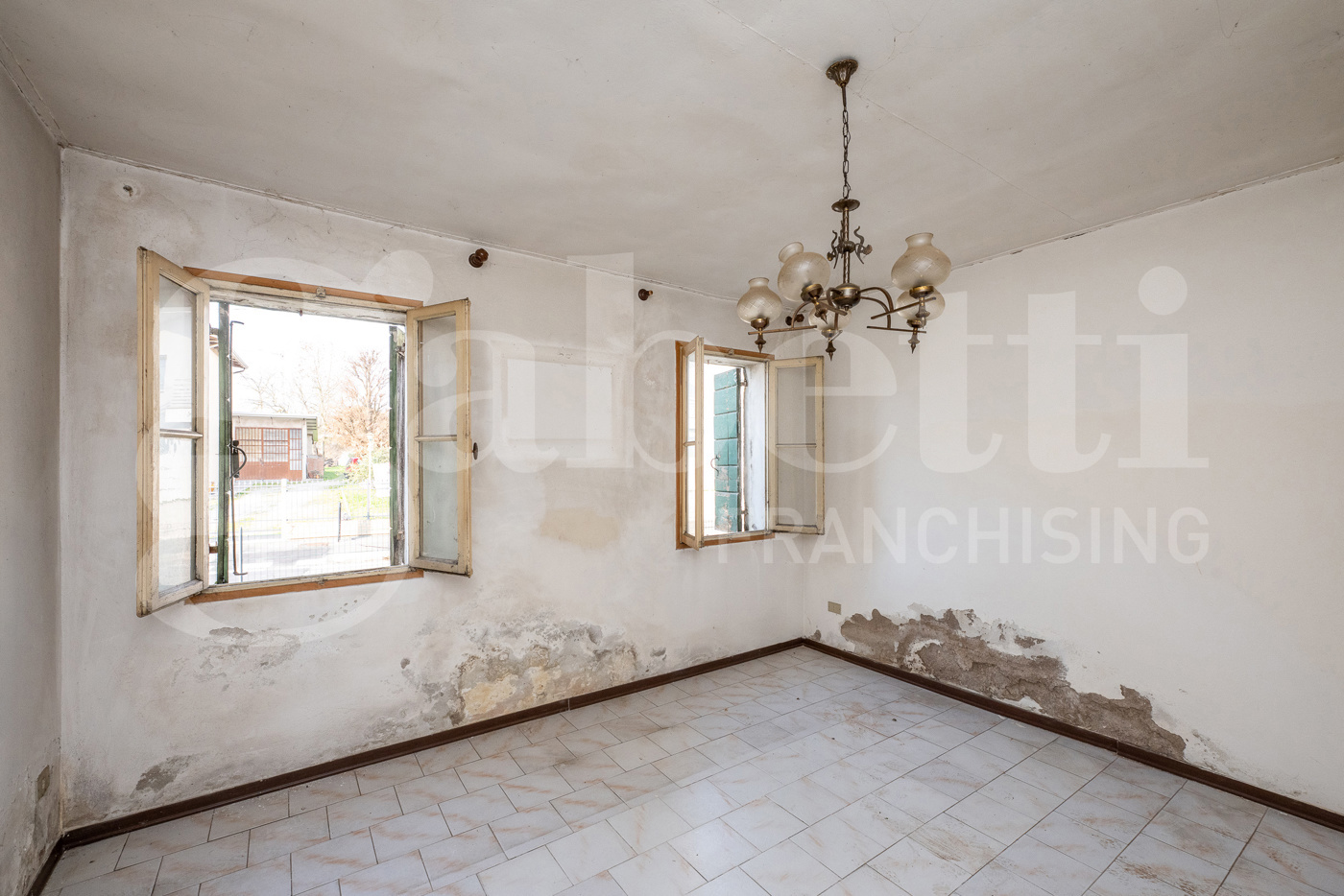 Casa indipendente da ristrutturare a Saonara