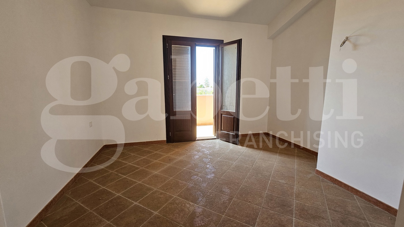 Trilocale nuovo a Campofelice di Roccella