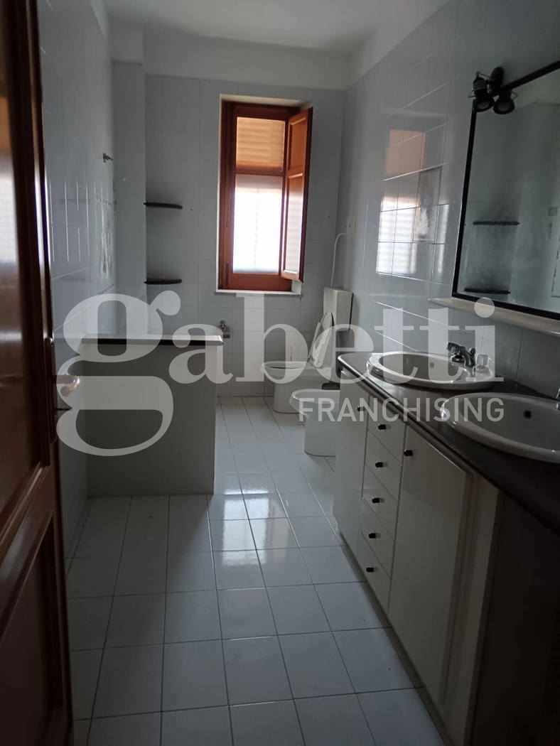 Quadrilocale in vendita a Carini