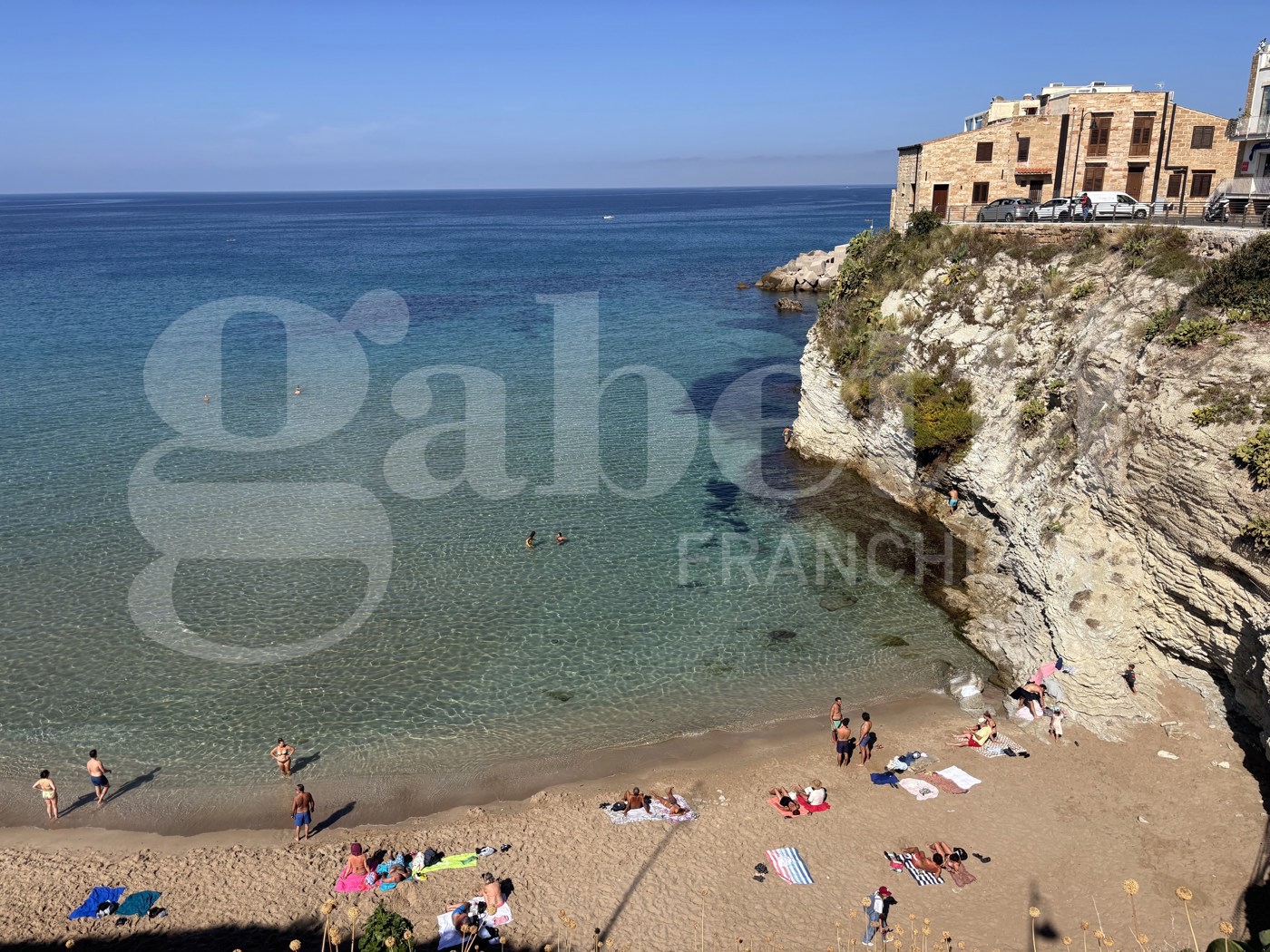 Trilocale ristrutturato a Terrasini