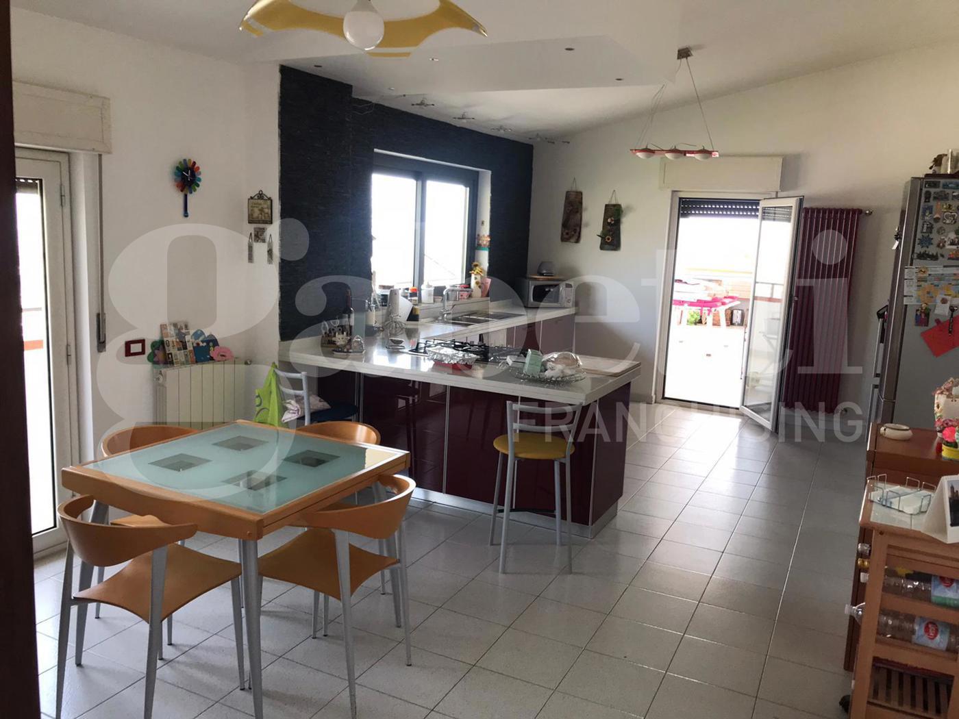 Appartamento in vendita a Palermo