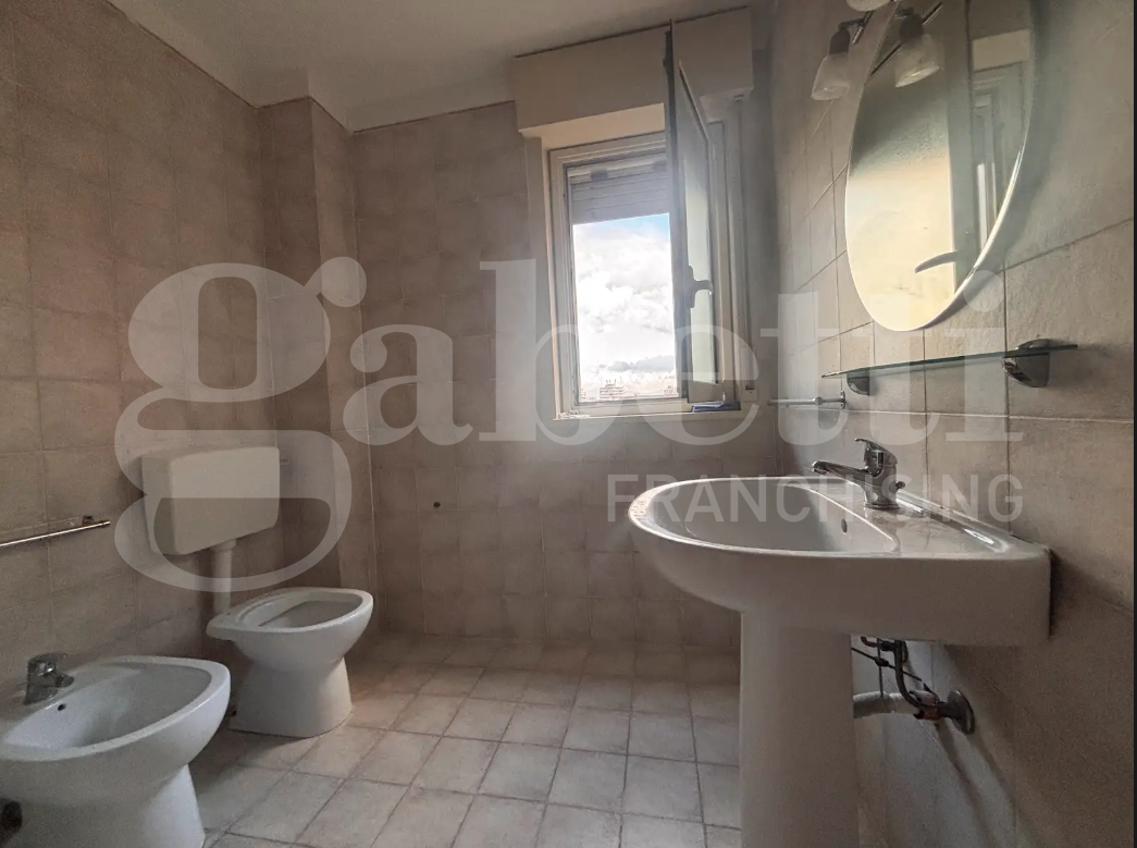 Quadrilocale in affitto a Palermo