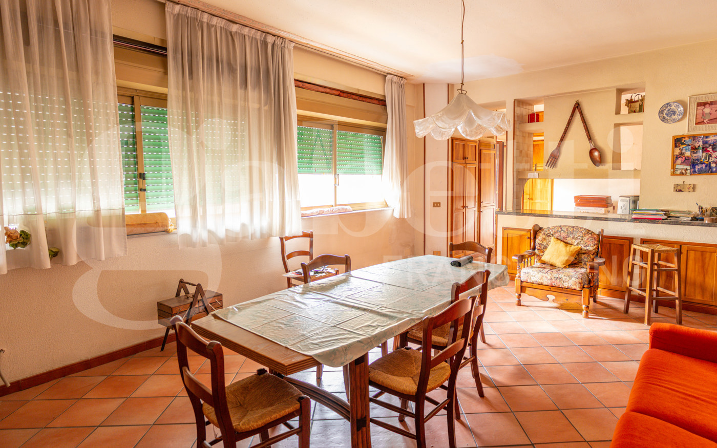 Quadrilocale da ristrutturare a Palermo